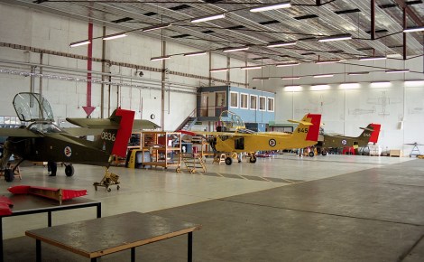 Her er et bilde fra da Flyskolen holdt til på Værnes Flystasjon Foto: Kjell Arild Skogan Bersås