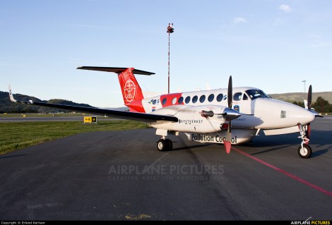 Sundt Air Kystverket Beechcraft King Air 300